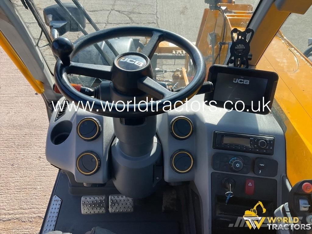 JCB 542 70 AGRI XTRA Lauksaimniecības pacēlāji