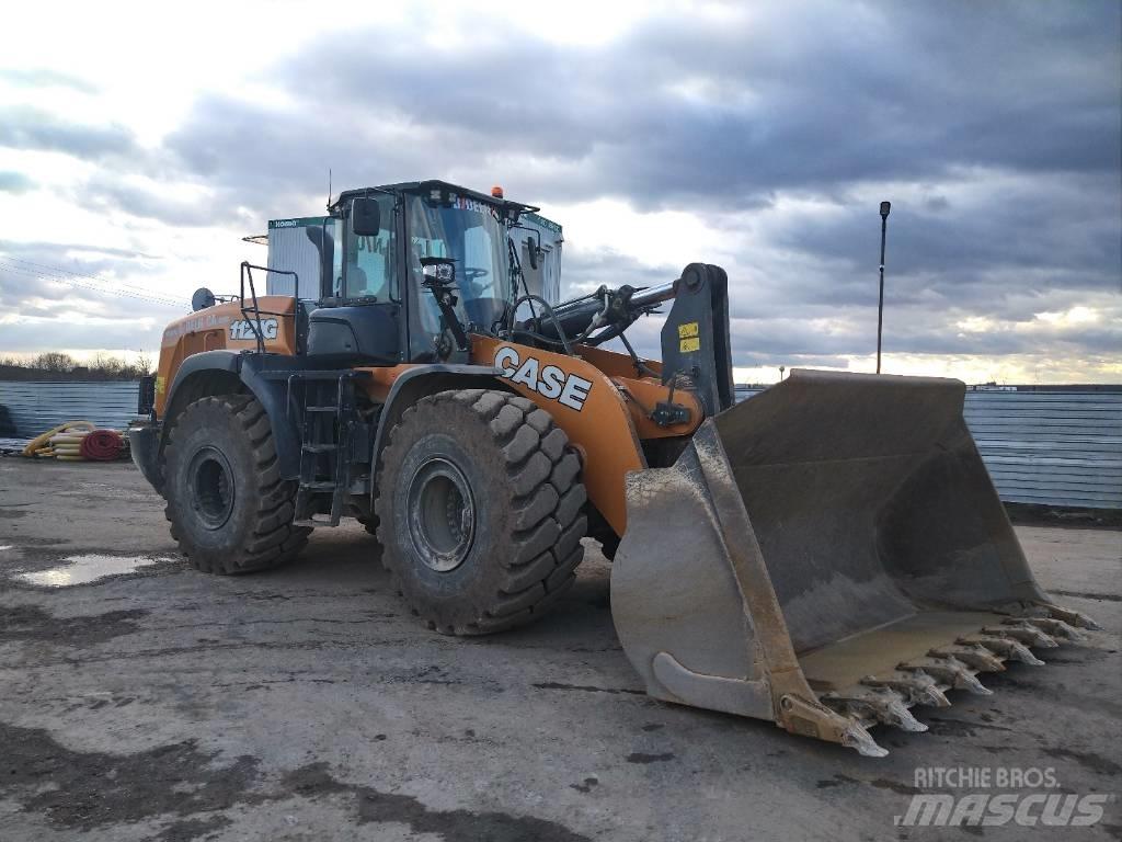 CASE 1121 G Iekrāvēji uz riteņiem