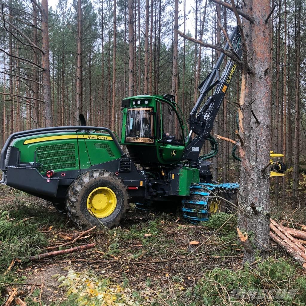 John Deere 1070 G Harvesteri