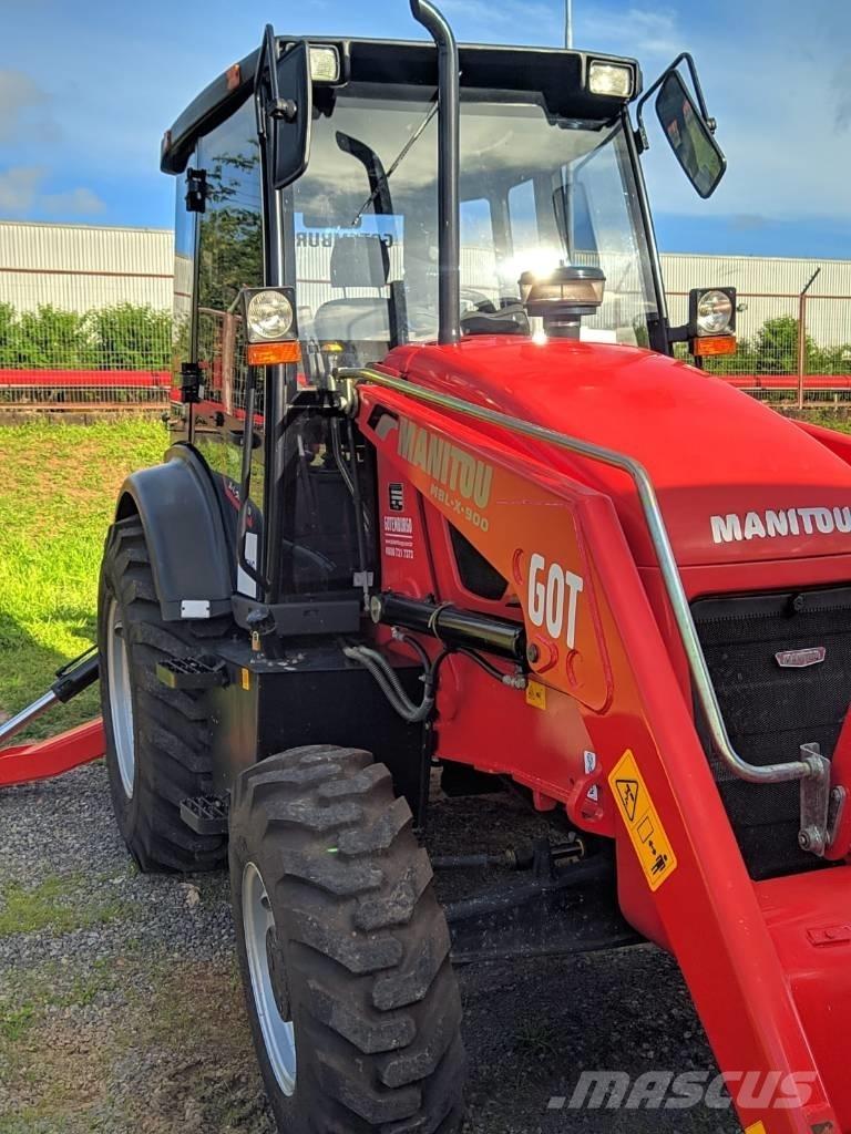 Manitou MBL-X 900 Ekskavatori-iekrāvēji