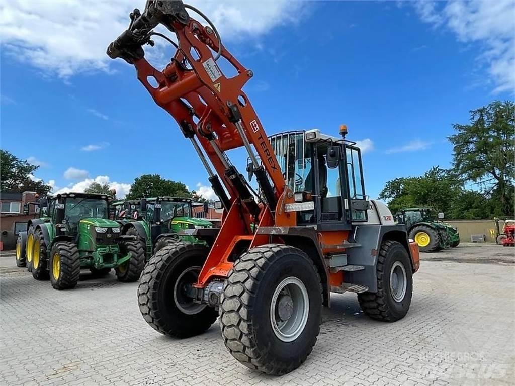 Terex TL 210 Iekrāvēji uz riteņiem
