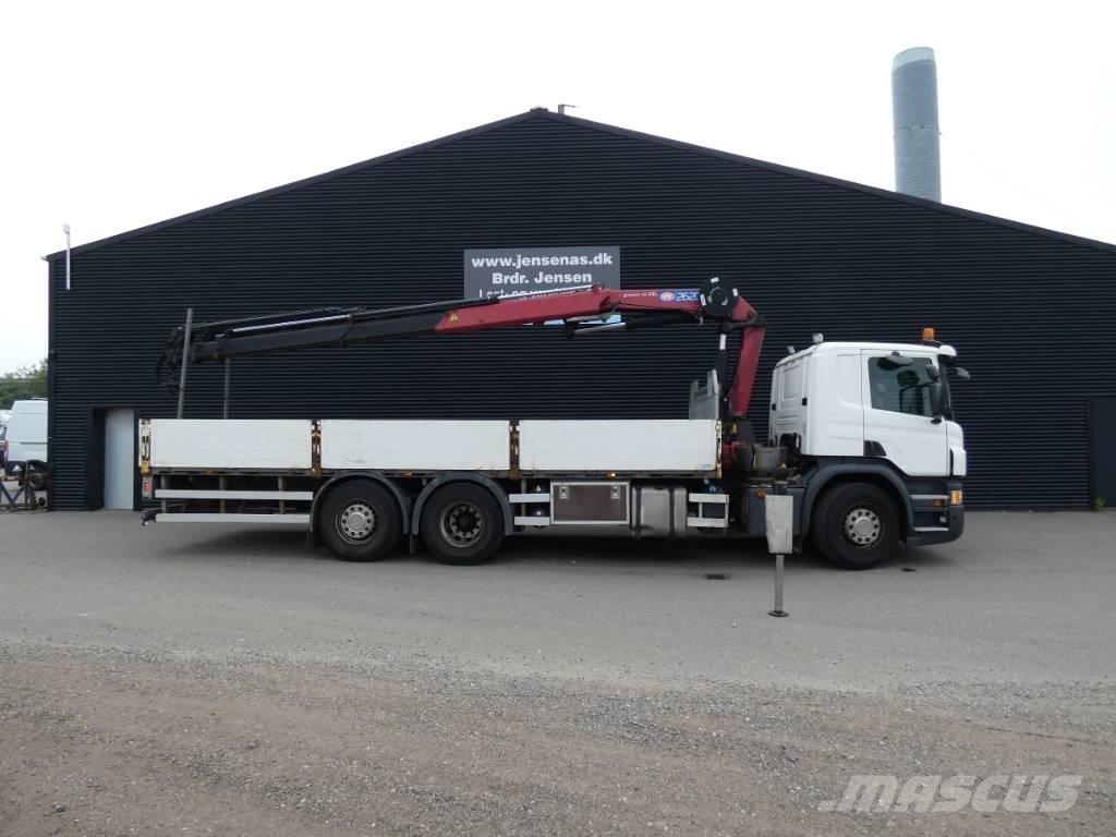 Scania P 360 Smagās mašīnas ar celtni