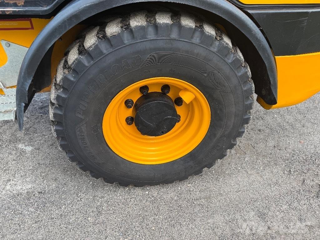 JCB 407 Iekrāvēji uz riteņiem