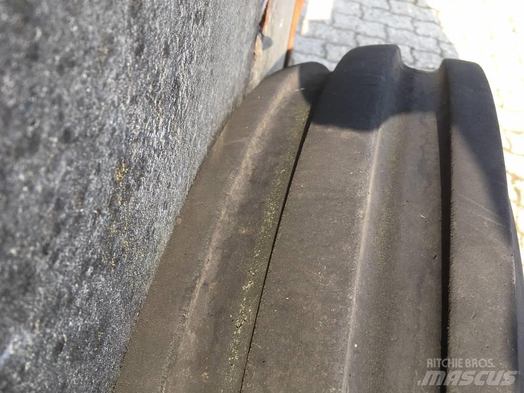 BKT 7.50 R 16 + velg Riepas, riteņi un diski