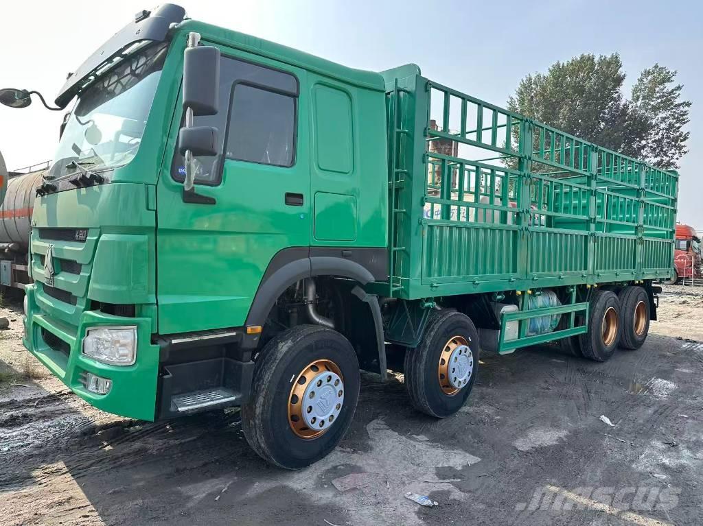 Sinotruk HOWO420hp Platformas/izkraušana no sāniem