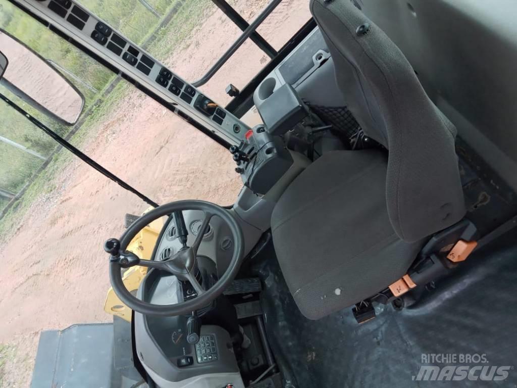 Volvo L90F Iekrāvēji uz riteņiem
