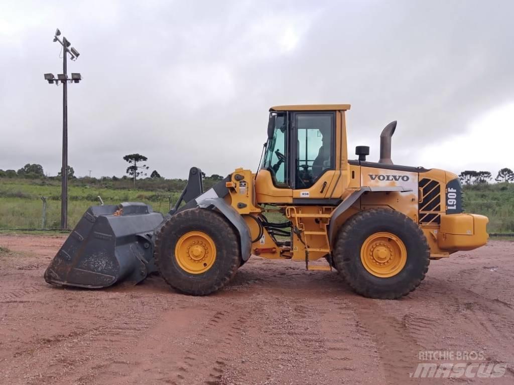 Volvo L90F Iekrāvēji uz riteņiem