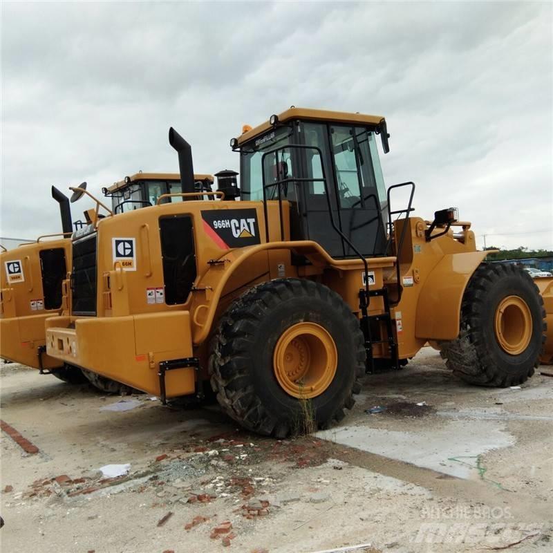 CAT 966H Iekrāvēji uz riteņiem