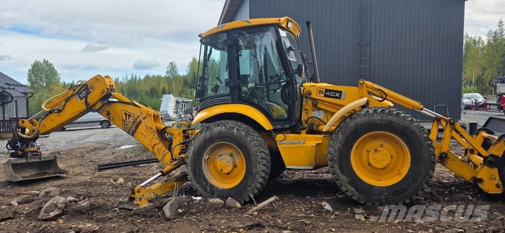 JCB 4 CX Ekskavatori-iekrāvēji