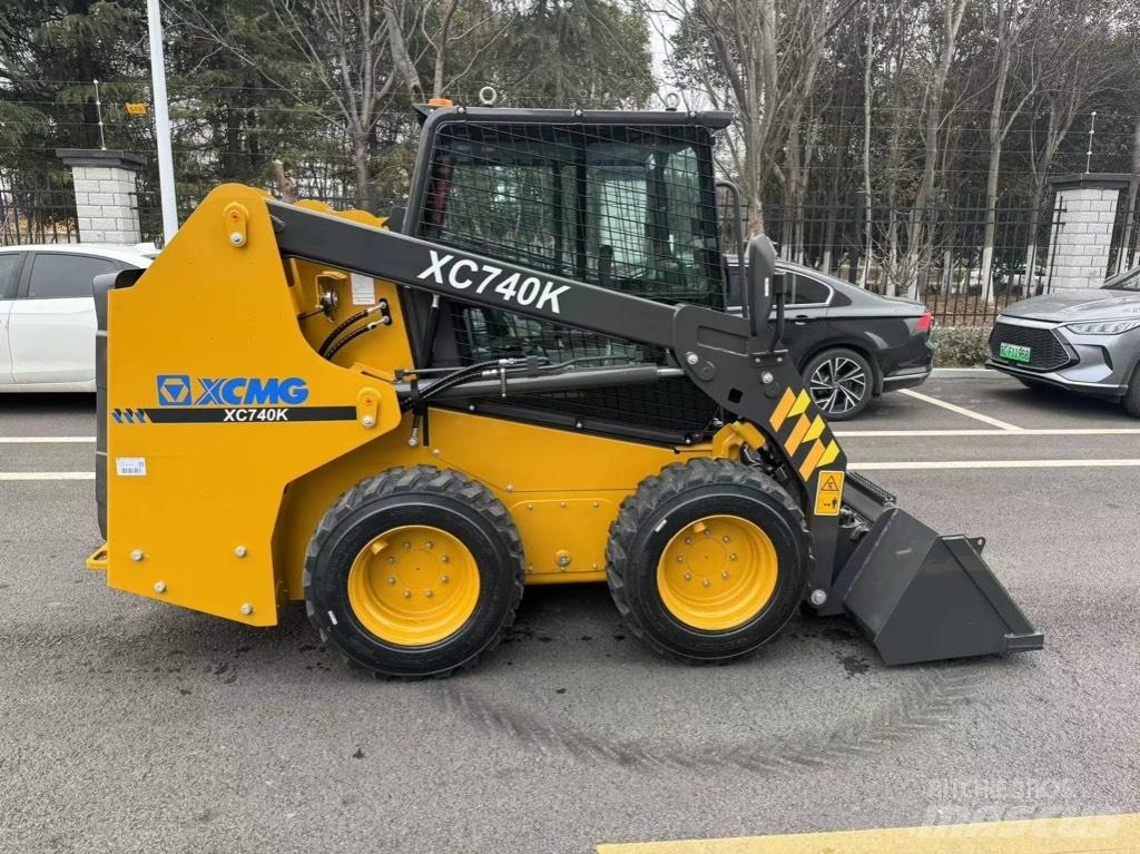 XCMG XC740K Lietoti riteņu kompaktiekrāvēji