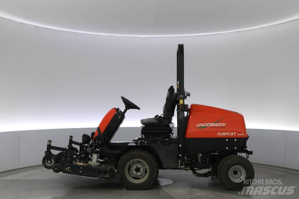 Jacobsen Turfcat Mauriņa traktors