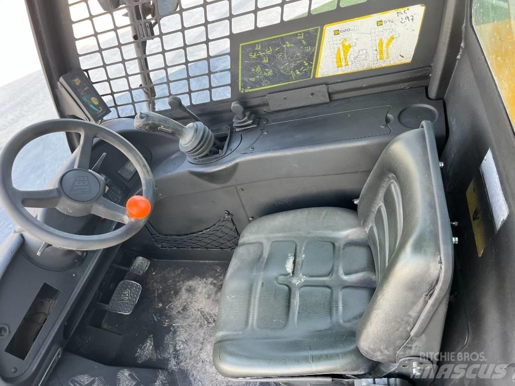 JCB 520-40 Teleskopiskie manipulatori