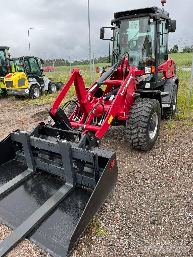 Yanmar V80-5 Iekrāvēji uz riteņiem
