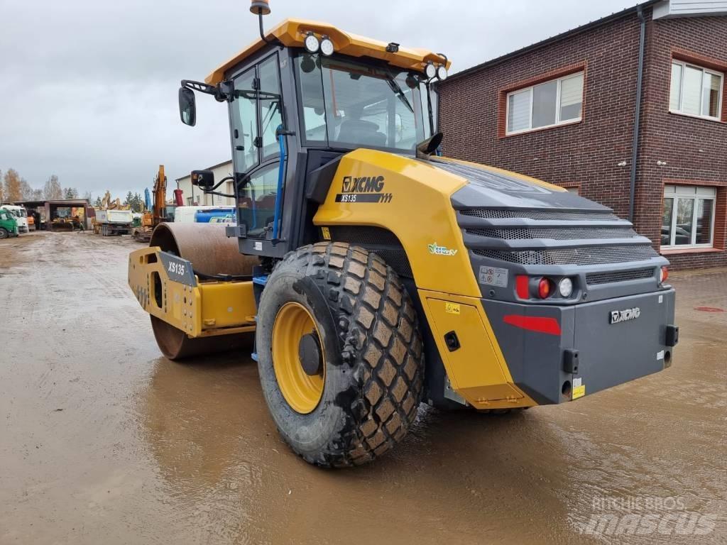 XCMG XS 135 Vienvalča grunts veltņi