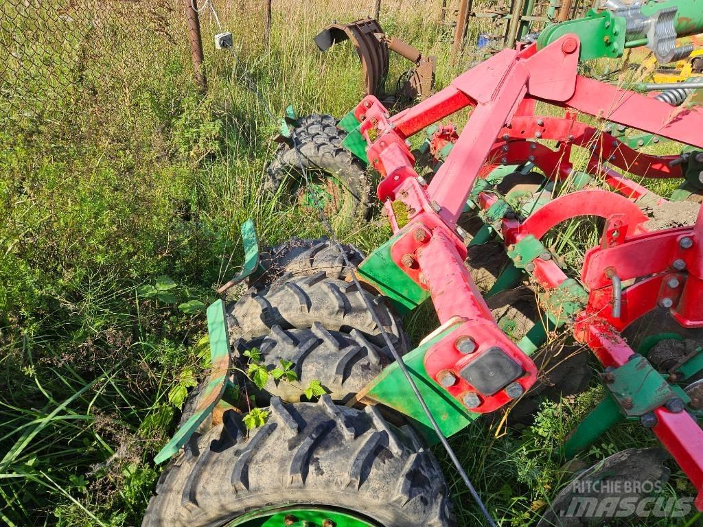 Unia Cross L 300 Piekabināmie arkli
