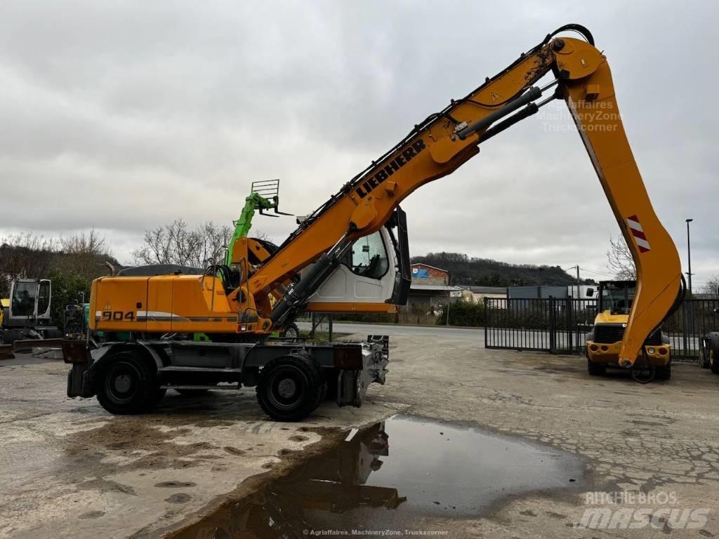 Liebherr A 904 C Ekskavatori uz riteņiem