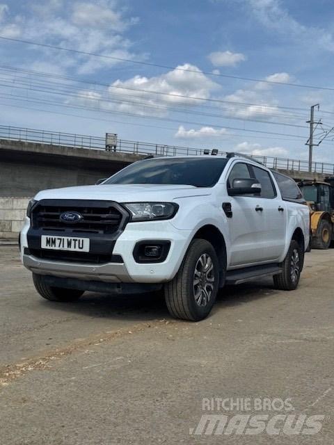 Ford Ranger Vieglais kravas automobilis/izkraušana no sāniem