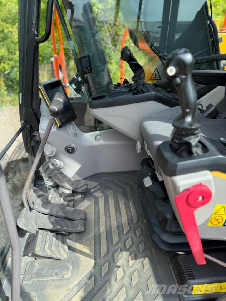 Volvo EC 220 EL Kāpurķēžu ekskavatori
