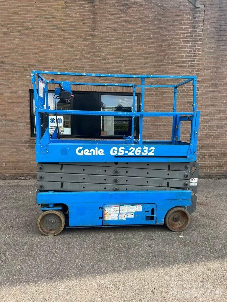 Genie GS-2632 Šķerveida pacēlāji