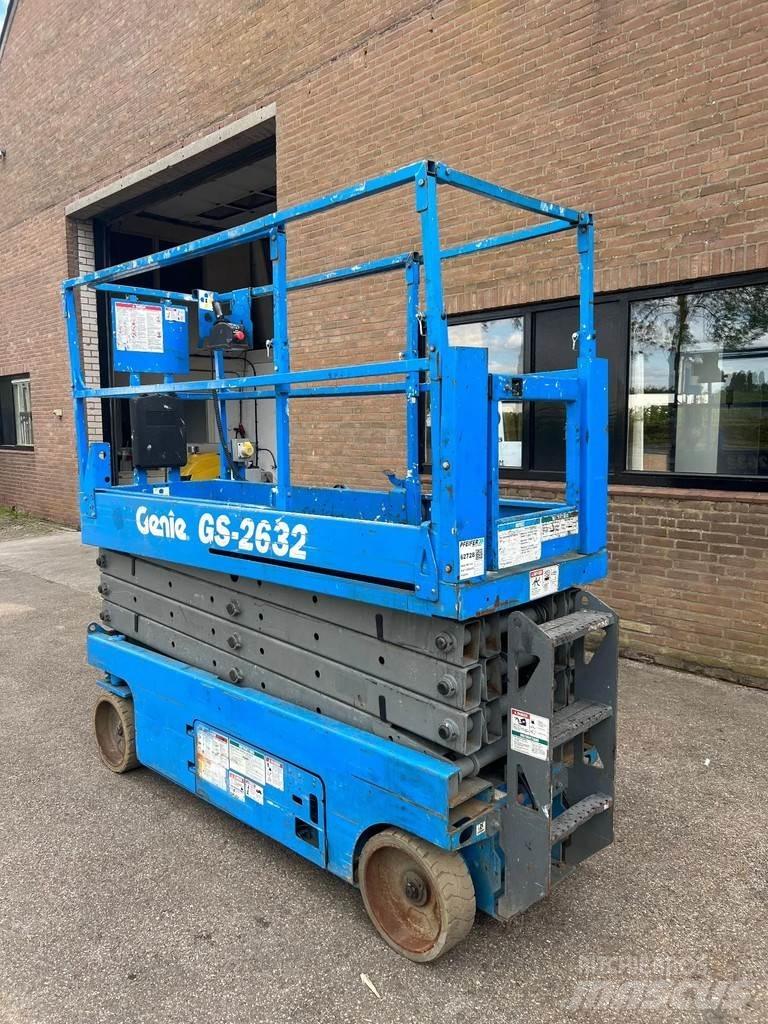 Genie GS-2632 Šķerveida pacēlāji