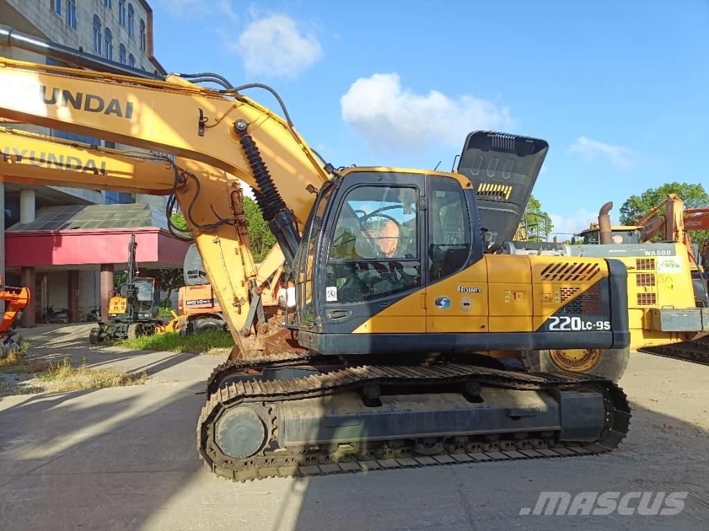 Hyundai R220LC-9S Kāpurķēžu ekskavatori