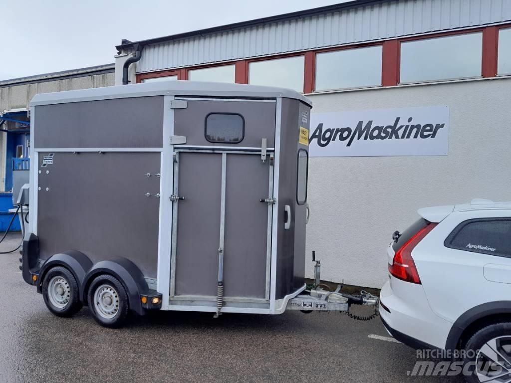 Ifor Williams HB 506 Dzīvnieku transportēšanas piekabes