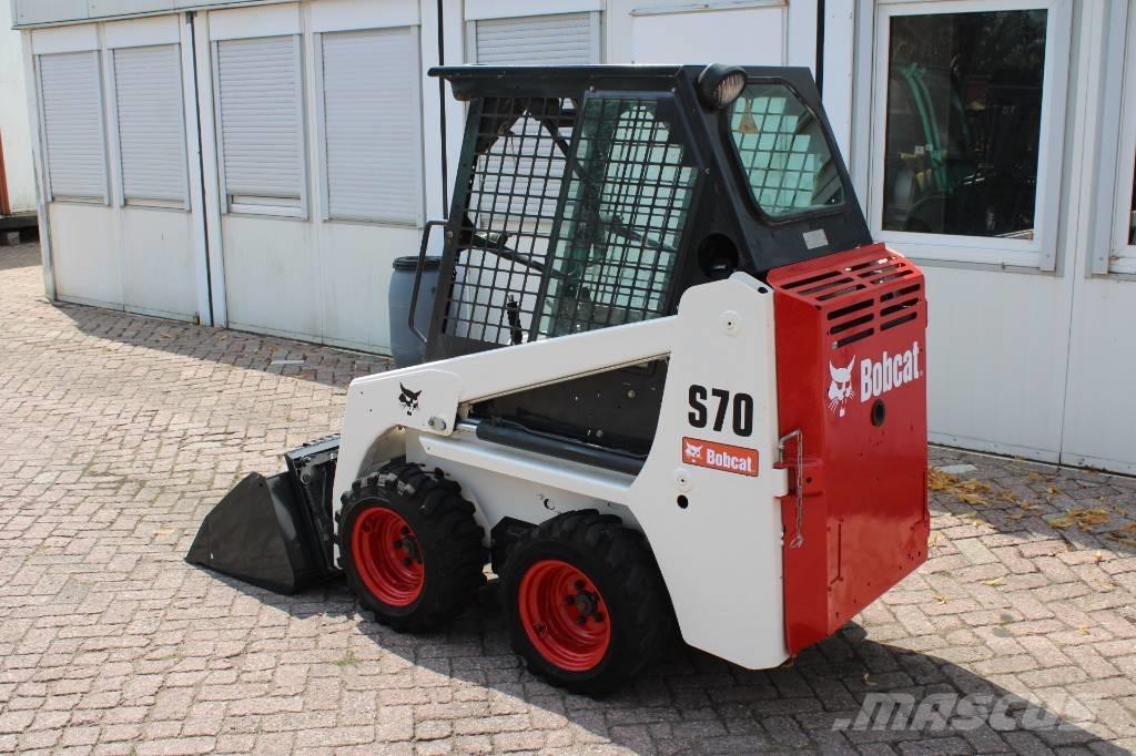 Bobcat S 70 Lietoti riteņu kompaktiekrāvēji