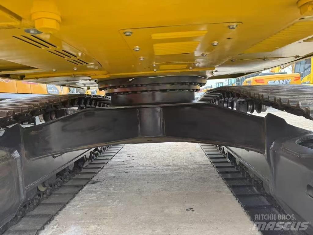 Komatsu 160-7 Kāpurķēžu ekskavatori