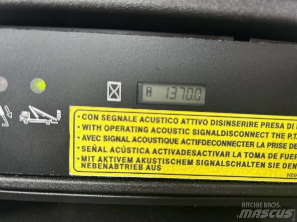 Socage 21DJ Pacēlāji uz automašīnas bāzes