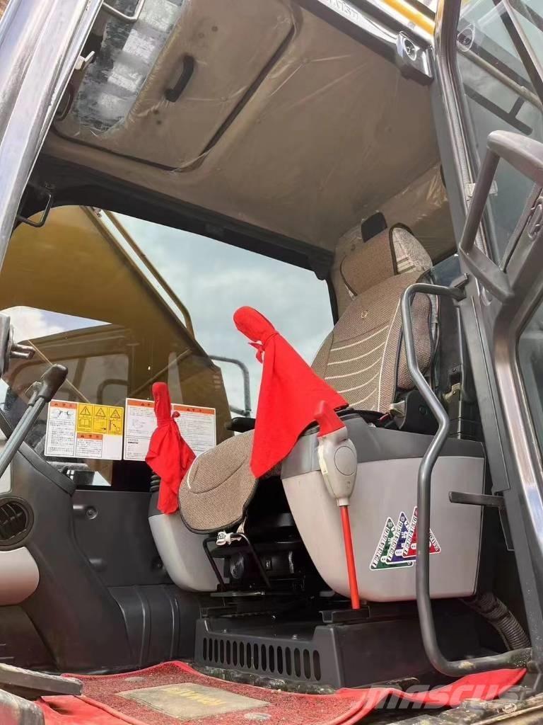 Komatsu pc 450 Kāpurķēžu ekskavatori
