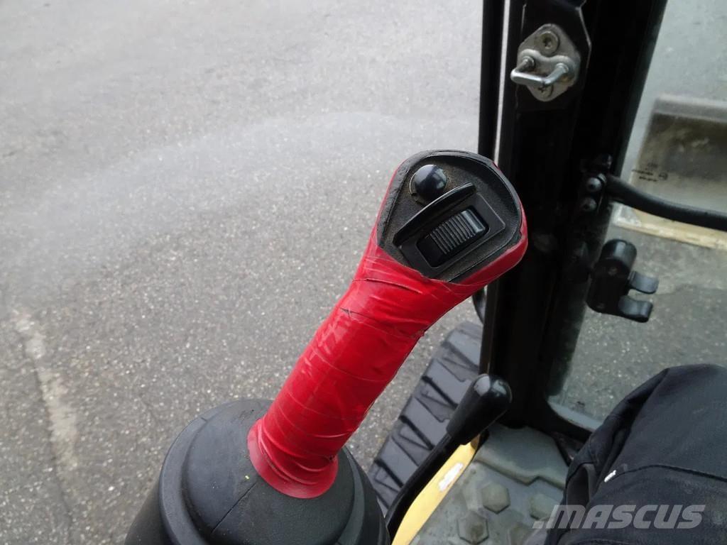 CAT 305E2 Mini ekskavatori < 7 t