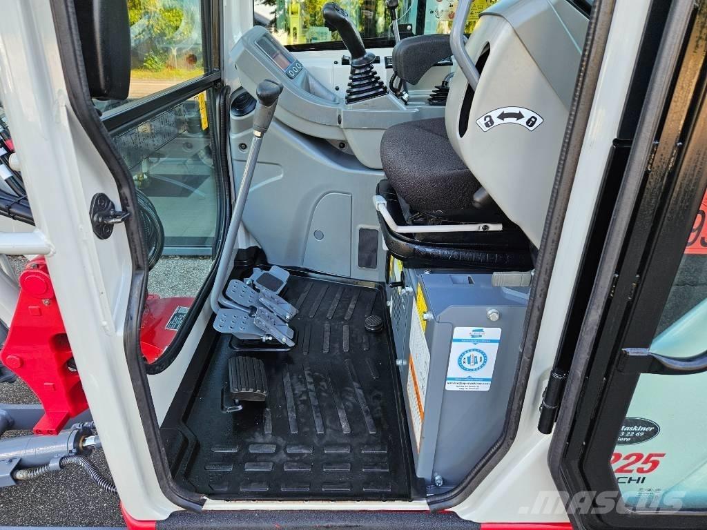 Takeuchi TB 225 Mini ekskavatori < 7 t