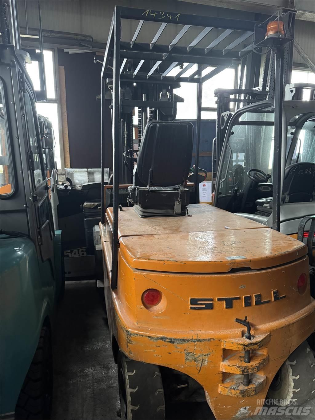 Still R60-40 Elektriskie iekrāvēji
