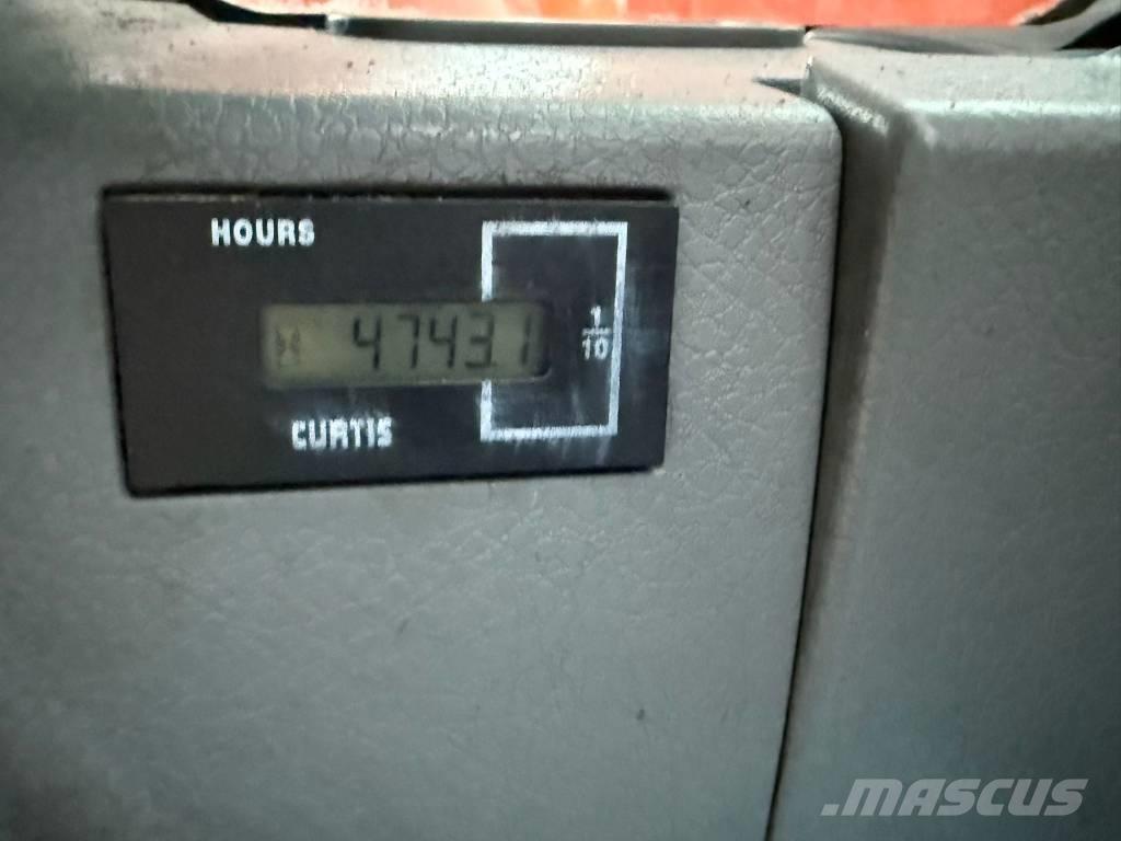 Doosan DX 235 LCR Kāpurķēžu ekskavatori