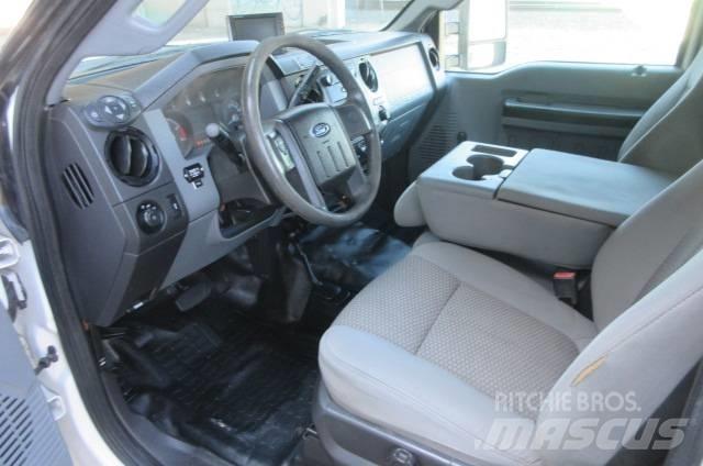 Ford F 550 Pacēlāji uz automašīnas bāzes