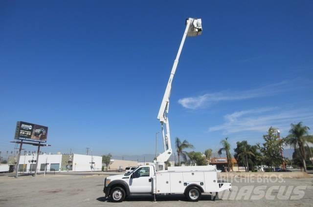 Ford F 550 Pacēlāji uz automašīnas bāzes