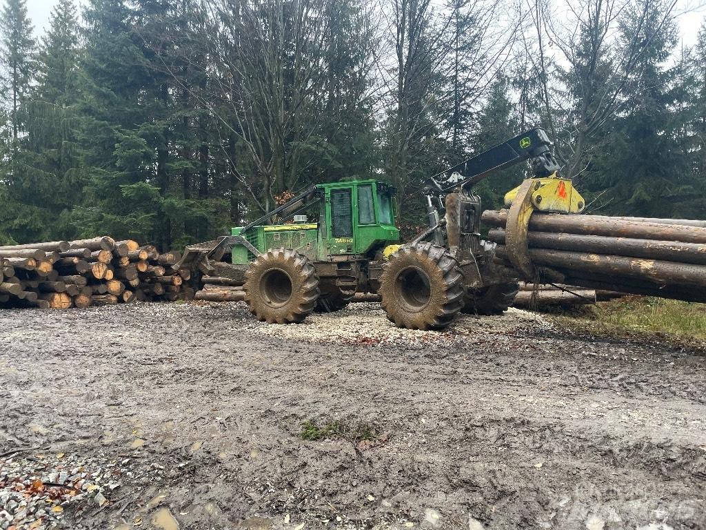 John Deere 748 H II Mežizstrādes traktori