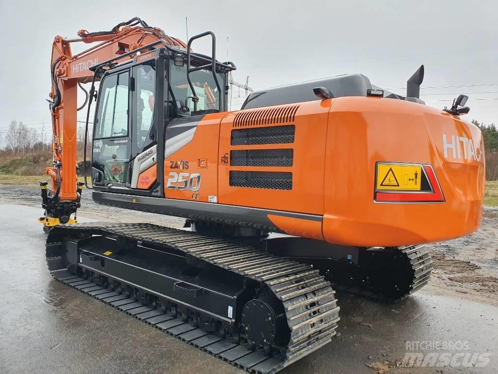 Hitachi ZX250LC-7 Kāpurķēžu ekskavatori