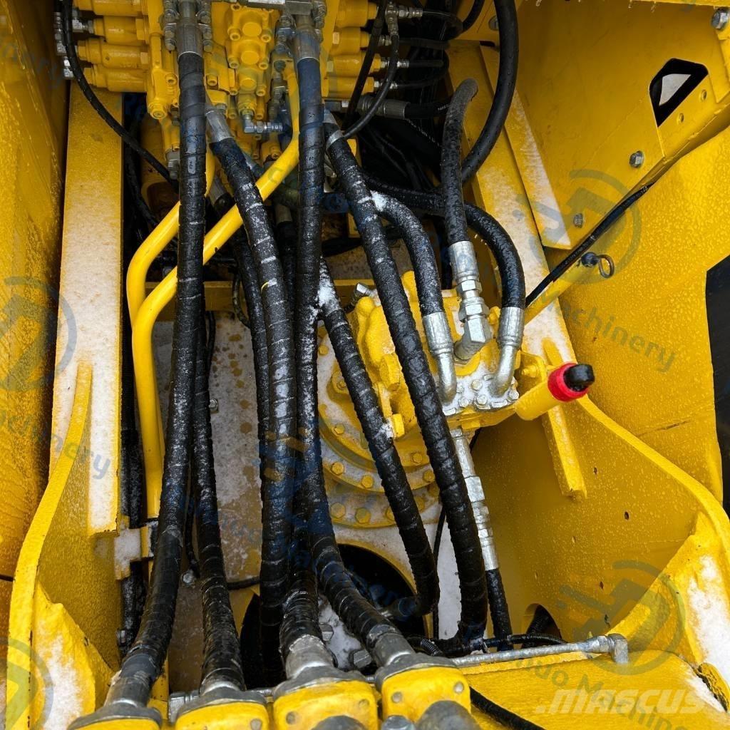 Komatsu PC200-8 Kāpurķēžu ekskavatori