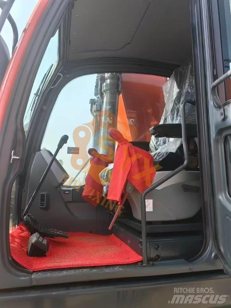 Doosan DX 225 LC Kāpurķēžu ekskavatori