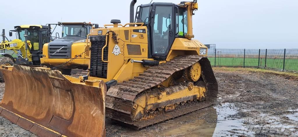 CAT D 6 N Kāpurķēžu buldozeri