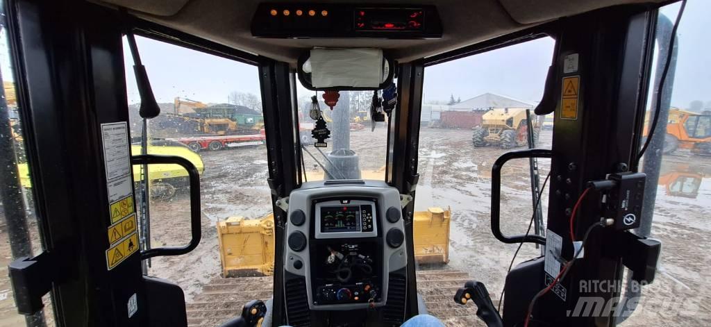 CAT D 6 N Kāpurķēžu buldozeri