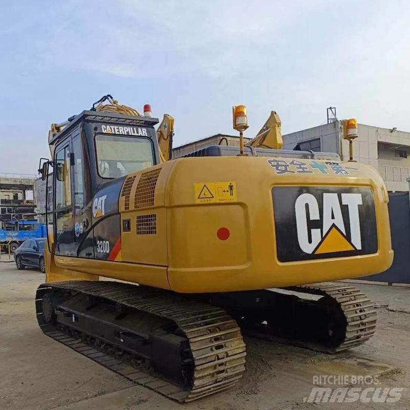 CAT 320 D Kāpurķēžu ekskavatori