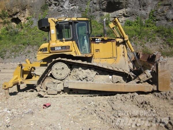 CAT D 6 R XL Kāpurķēžu buldozeri