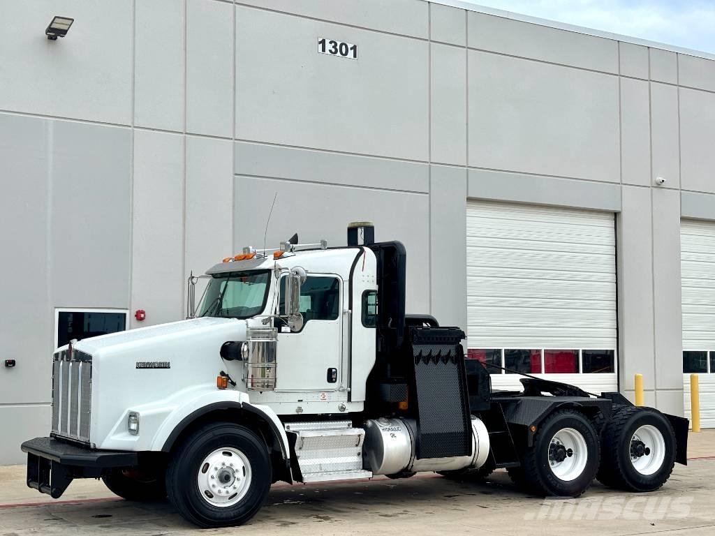 Kenworth T 800 Evakuators ar manipulatoru