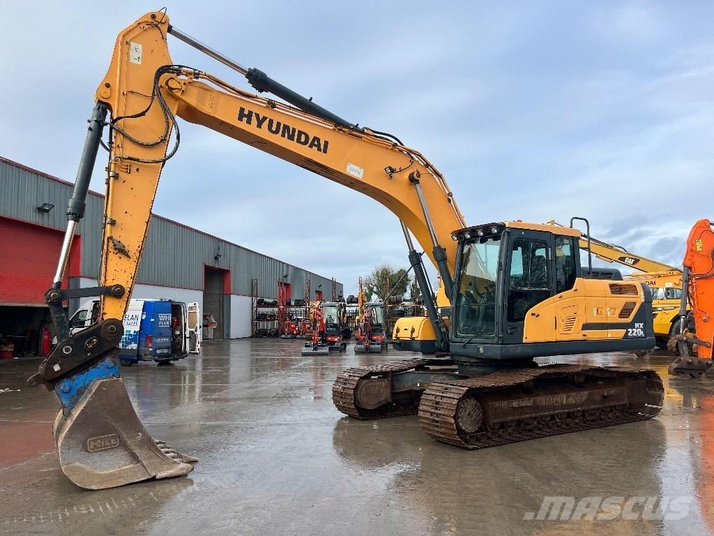 Hyundai HX 220 L Kāpurķēžu ekskavatori