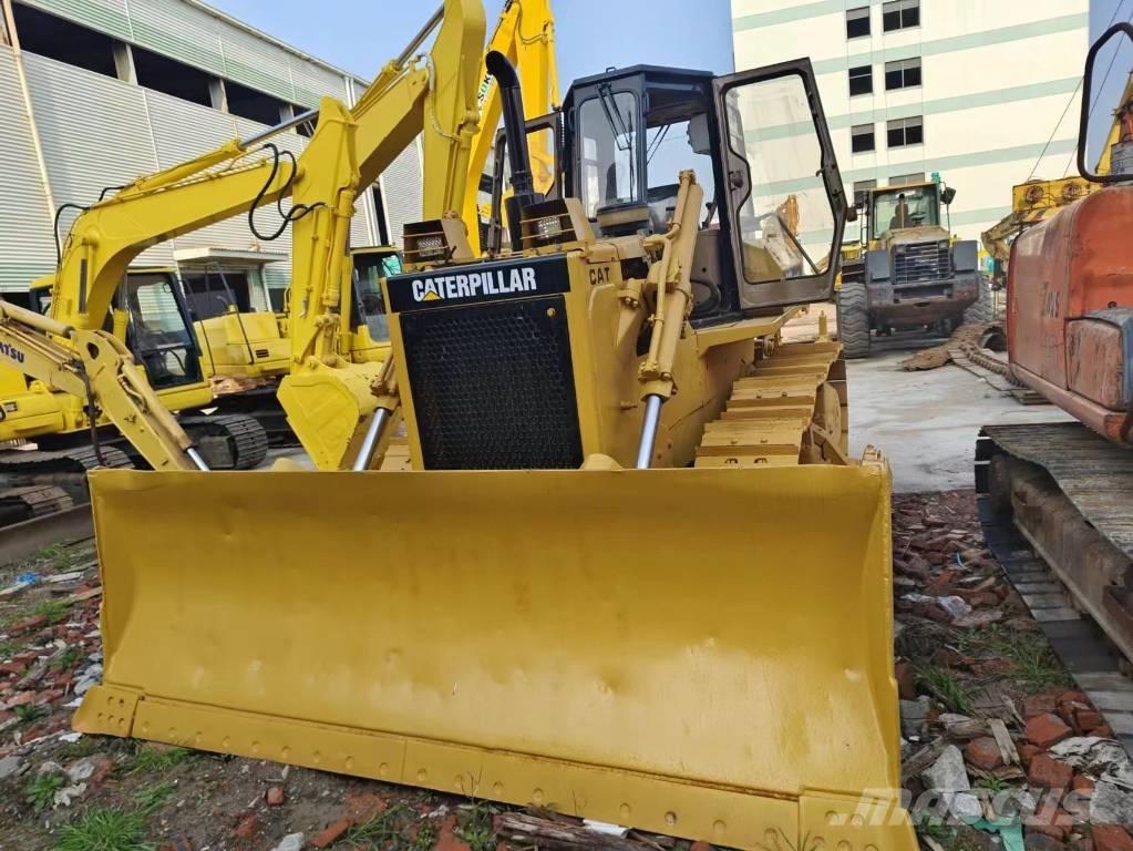 CAT D 6 G Kāpurķēžu buldozeri