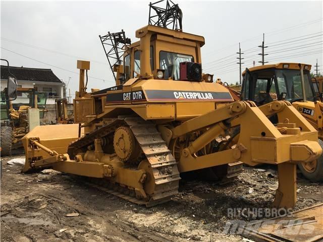 CAT D7R Kāpurķēžu buldozeri