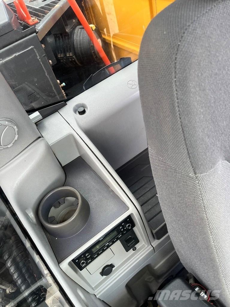 Volvo EC 140 EL Kāpurķēžu ekskavatori
