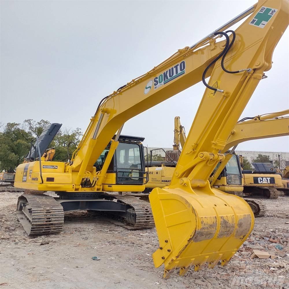 Komatsu PC 200 Kāpurķēžu ekskavatori
